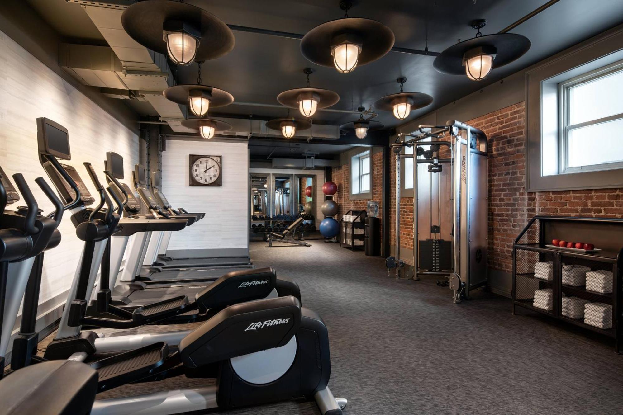 Courtyard By Marriott San Francisco Downtown/Van Ness Ave Ngoại thất bức ảnh