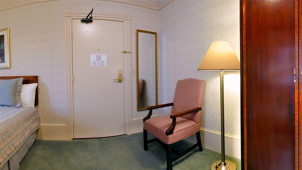 Courtyard By Marriott San Francisco Downtown/Van Ness Ave Ngoại thất bức ảnh